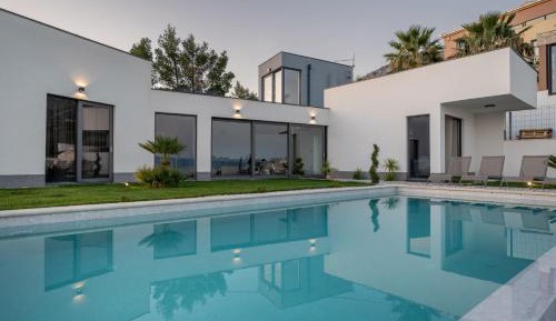 Villa with Sea View