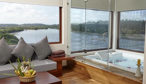 Junior Suite with Bath