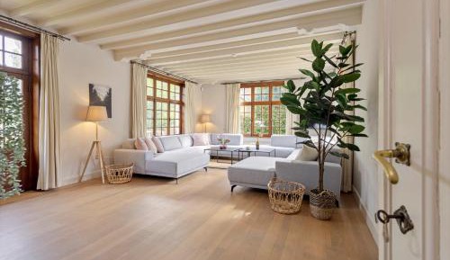 Deluxe Villa