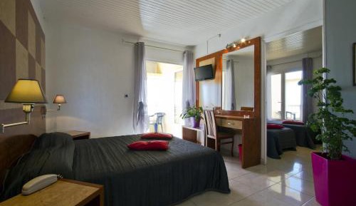 Family Suite with Sea View
