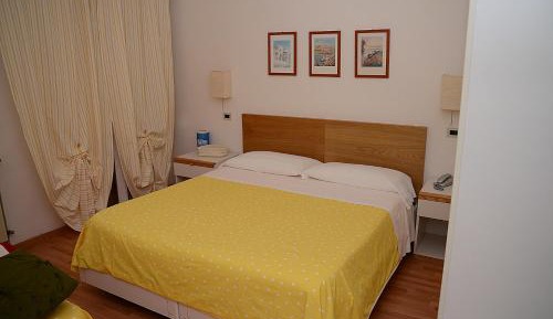 Economy Triple Room