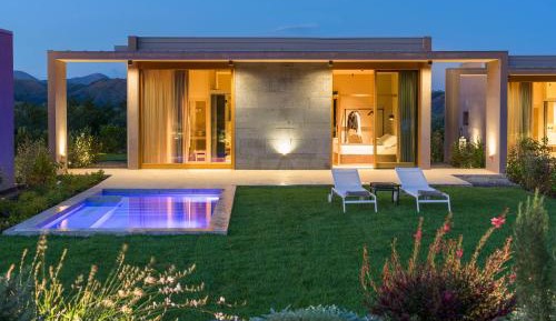 Suite with Private Pool