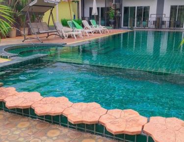 Deluxe Twin Room with Pool View