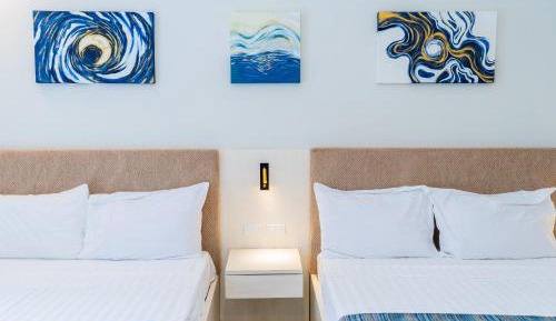 Deluxe Family Suite