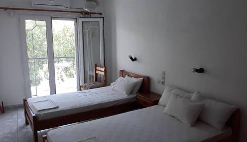 Triple Room with Mountain View