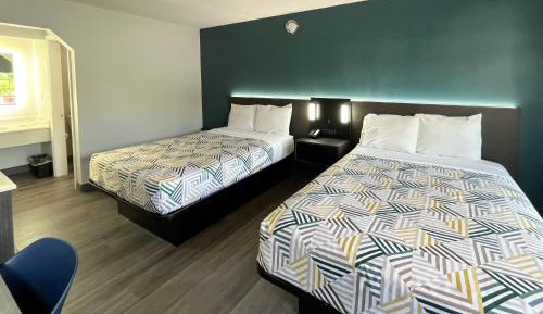 Quadruple Room - Non-Smoking