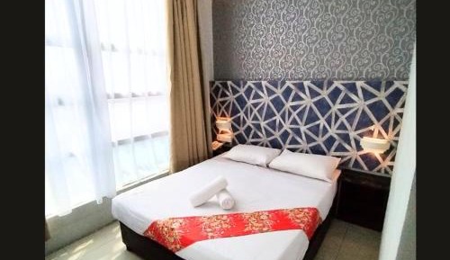 Deluxe Queen Room Window