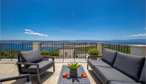 Five-Bedroom Holiday Home