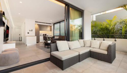 Apartment with Balcony