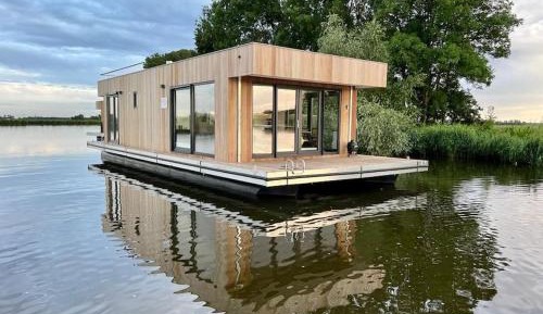 House Boat