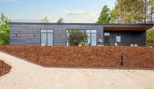 Seven-Bedroom Holiday Home
