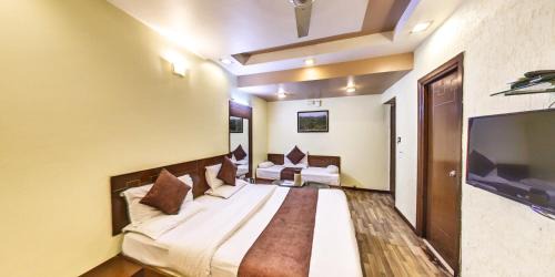 Deluxe Ac Room