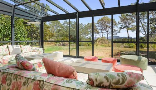 Villa with Garden View