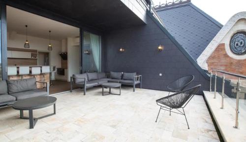 Penthouse Apartment