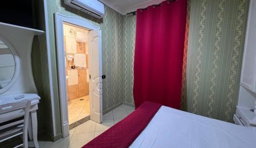 Deluxe Single Room