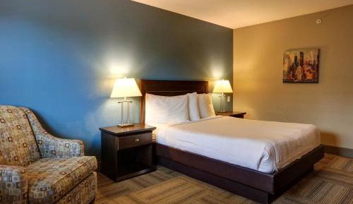 Standard Queen Room - Non-Smoking