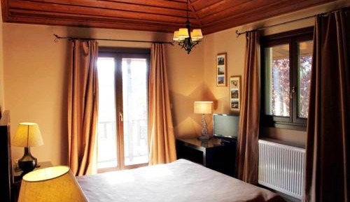 Double Room with Mountain View