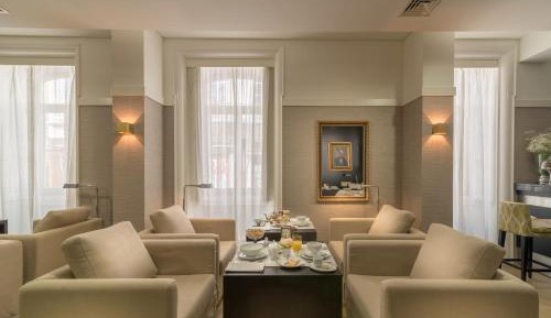 Deluxe Double or Twin Room with Balcony