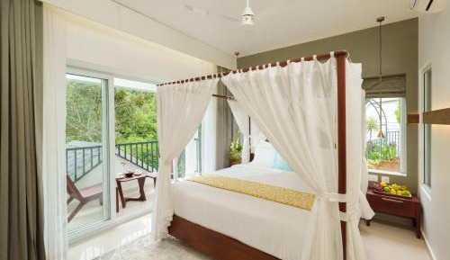 Double Room with Mountain View