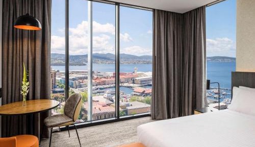 Deluxe Queen Room with Two Queen Beds and Ocean View