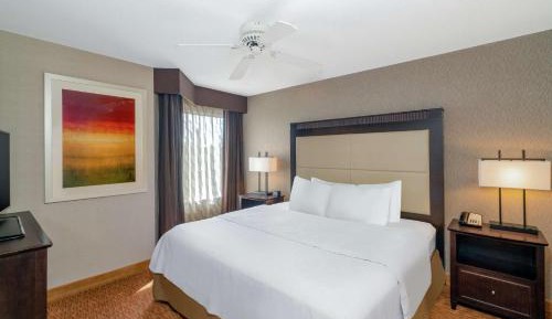 King Suite - Hearing Access/Non-Smoking
