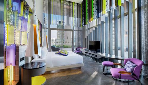 EWOW, Suite, King Bed, KLCC View, Private Outdoor Pool, Terrace