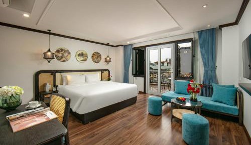Junior Suite with Balcony