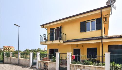 Two-Bedroom Holiday Home