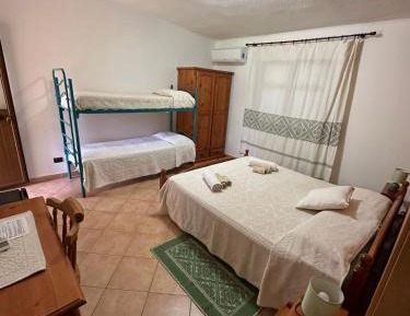 Large Double Room