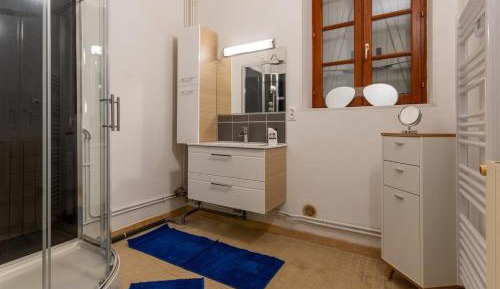 Holiday Home with Shower