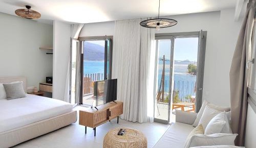 Queen Suite with Sea View