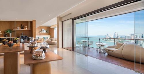 Executive King Room - Ocean View