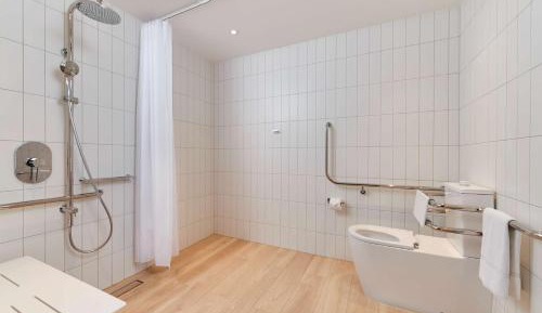King Room - Mobility Accessible 