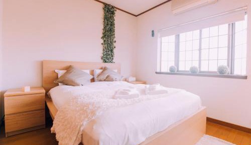 Five-Bedroom Apartment