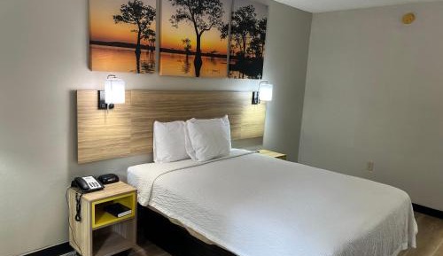 Queen Room