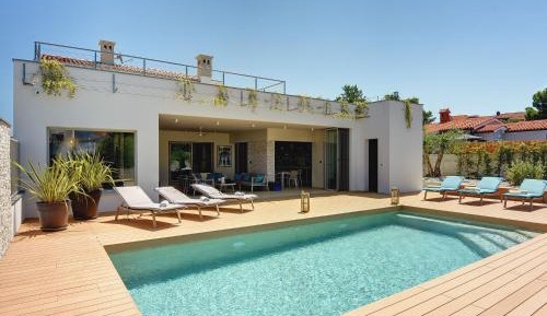 Five-Bedroom Villa