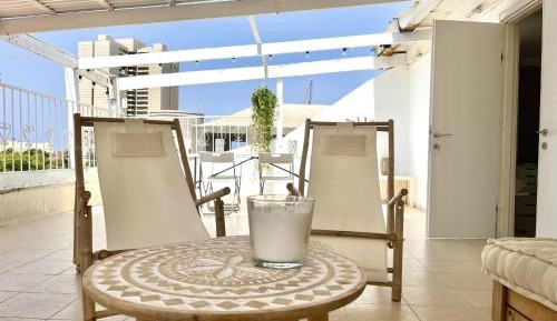 Apartment with Terrace