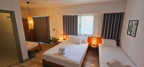 Premium Quadruple Room