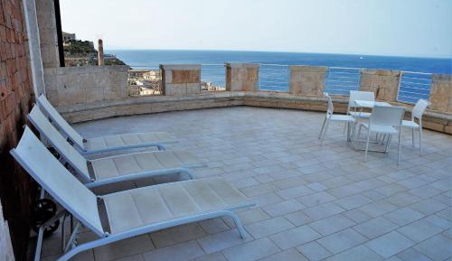  Royal Suite ( 6 Adults )
