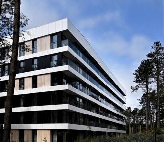 Apartment with Garden View