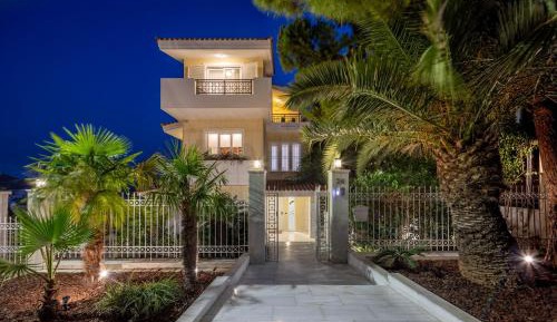 Villa with Private Pool