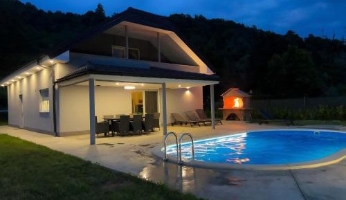 Villa with Private Pool
