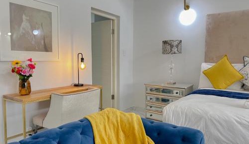 Superior King Room