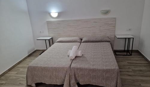 Studio with Mountain View