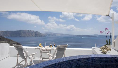Temptation Suite with Hot Tub and Caldera View