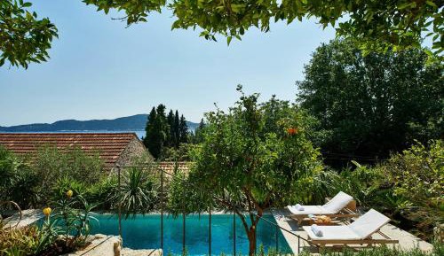 Four-Bedroom Villa with Sea View and Private Pool
