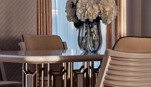 Plaza Suite