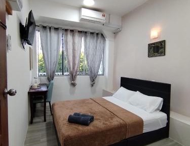 Double Room with Private Bathroom