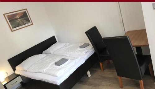 Economy Triple Room