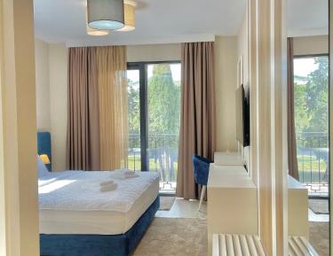 King Room with Mountain View